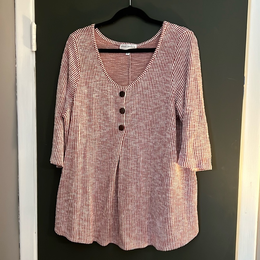 Red and White vertical stripped shirt - 2x